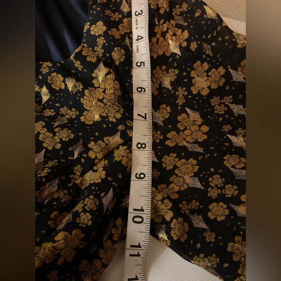Smak Parlour.  Gold Floral Long Sleeve Dress - Picture 5 of 10